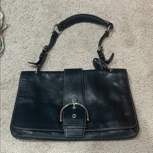 Vintage Coach Black Leather Shoulder Bag